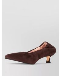 LA ROSE - Pumps Kitten Heel Pointed Toe Ruched Suede - Lyst