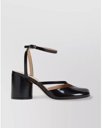 Maison Margiela - Leather Tabi Sandal Pumps - Lyst