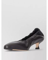 LA ROSE - Pointed Toe Kitten Heel Soft Pumps - Lyst