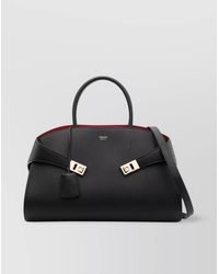 Ferragamo - The Hug Bag Medium Leather Shoulder Bag - Lyst