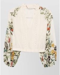 Alice + Olivia - Floral-Print Lace-Trim Ruffled V-Neck Long-Sleeve Cropped Blouse - Lyst
