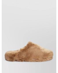 LA ROSE - Faux Fur Flat Sole Round Toe Slippers - Lyst