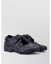Nike - Split Toe Sandals Polka Dot Cut Out - Lyst