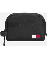 tommy toiletry bag