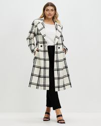 Atmos&Here Curvy Andrea Wool Blend Coat - White