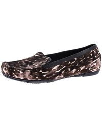 stuart weitzman leopard loafers
