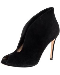 black peep toe booties low heel