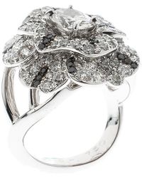 Chanel Pétales De Camélia 0.84ct Oval Solitaire Diamond 18k White Gold And Black Diamond Cocktail Ring Size 51 - Metallic