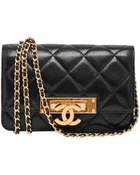 chanel clutch handbag
