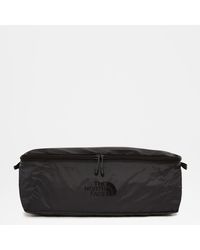 the north face unisex basic zip flyweight duffel l