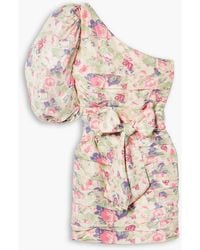 LoveShackFancy - Altie minikleid aus satin mit floralem print, falten und asymmetrischer schulterpartie - Lyst
