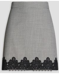 Boutique Moschino - Macramé Lace-trimmed Houndstooth Tweed Mini Skirt - Lyst