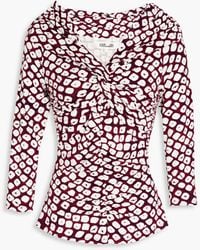 Diane von Furstenberg - Greg schulterfreies oberteil aus jersey mit print und twist-detail an der vorderseite - Lyst