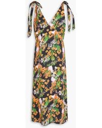 Stine Goya - Midikleid "naima" aus glänzendem crêpe aus einer TM-mischung mit floralem print - Lyst