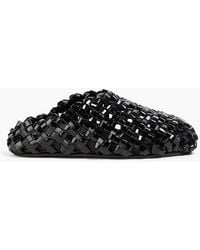 A.W.A.K.E. MODE - Woven Patent-Leather Clogs - Lyst