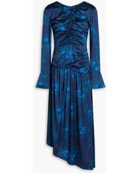 Ganni - Ruched Floral-print Stretch-silk Satin Midi Dress - Lyst