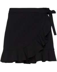 RED Valentino - Skirt-Effect Ruffled Crepe Shorts - Lyst