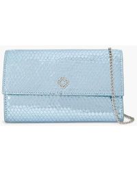 Maje - Clutch aus leder mit schlangeneffekt in metallic-optik - Lyst