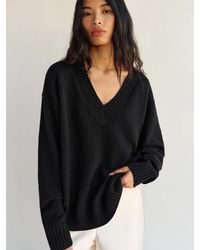 Reformation - Oversized V-Neck Cashmere Sweater - Lyst