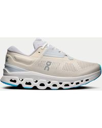 On Shoes - Women's Cloudstratus 3 Road Running Shoes - Lyst