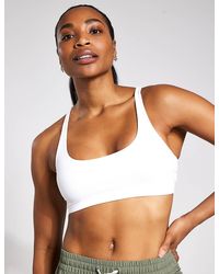 Vuori - Women's Yosemite Light Support Sports Bra - Lyst