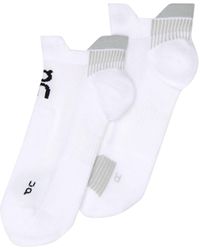 On Shoes - Women's Performance Run Sock Low - Lyst