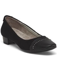 does tj maxx sell crocs