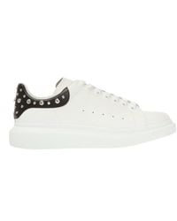 McQueen - Sneakers oversize con borchie - Lyst