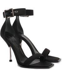McQueen - Sandalen mit Seiden-Satin-Absatz - Lyst