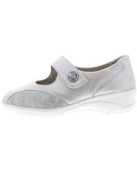 SOLIDUS - Karo K - Lyst