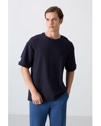 TOMMY LIFE - Oversized Crew Neck T-Shirt With Patch - Lyst