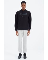 TOMMY LIFE - Regular-Fit 3-Thread Fleece Sweatpants - Lyst