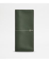 Tod's - Vertical Wallet In Leather - Lyst