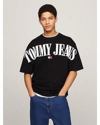 Tommy Hilfiger - Oversized Fit T-Shirt mit Badge - Lyst