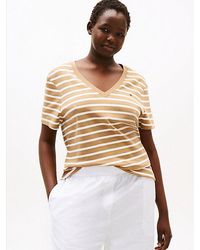 Tommy Hilfiger - Curve Slim Fit T-Shirt Mit V-Ausschnitt - Lyst