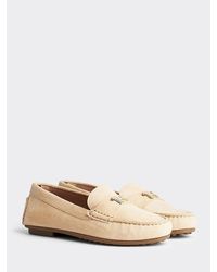 Tommy Hilfiger Mocassin Met Metalen Monogram - Naturel