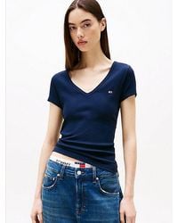Tommy Hilfiger - Essential V-Neck Slim Fit T-Shirt - Lyst