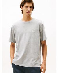 Tommy Hilfiger - Varsity T-Shirt Mit Struktur Und Wappen - Lyst