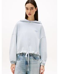 Tommy Hilfiger - Felpa Crop Squadrata Con Cappuccio E Logo - Lyst