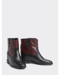 Tommy Hilfiger Leren Enkellaars Met Verborgen Sleehak - Bruin