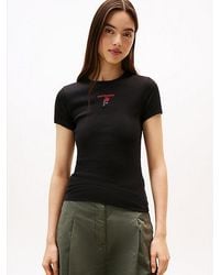 Tommy Hilfiger - Slim Fit T-Shirt Met Geborduurd Logo - Lyst