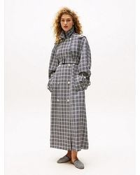 Tommy Hilfiger - The Runway Collection Oversized Trenchcoat Van Zijdemix - Lyst