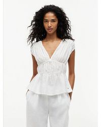 Tommy Hilfiger - Regular Fit Mouwloze Gesmokte Blouse Met Linnen - Lyst