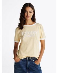 Tommy Hilfiger - Relaxed Fit T-Shirt Mit Kontrast-Logo - Lyst