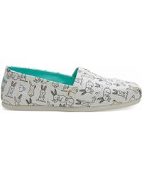 white bunny canvas women's classics