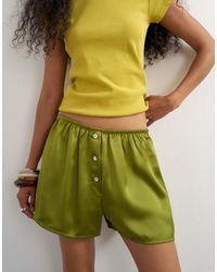 TOPSHOP - Satin Button Detail Short - Lyst