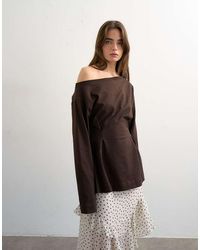 TOPSHOP - Cinch Off The Shoulder Top - Lyst