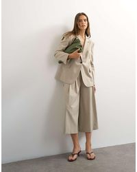 TOPSHOP - Belted Pleated Cropped Wide Leg Trouser - Lyst