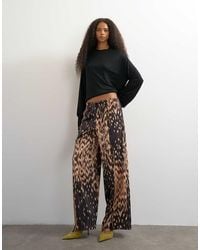 TOPSHOP - Satin Feel Straight Leg Trouser - Lyst