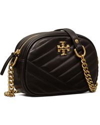 kira chevron textured small camera bolsa